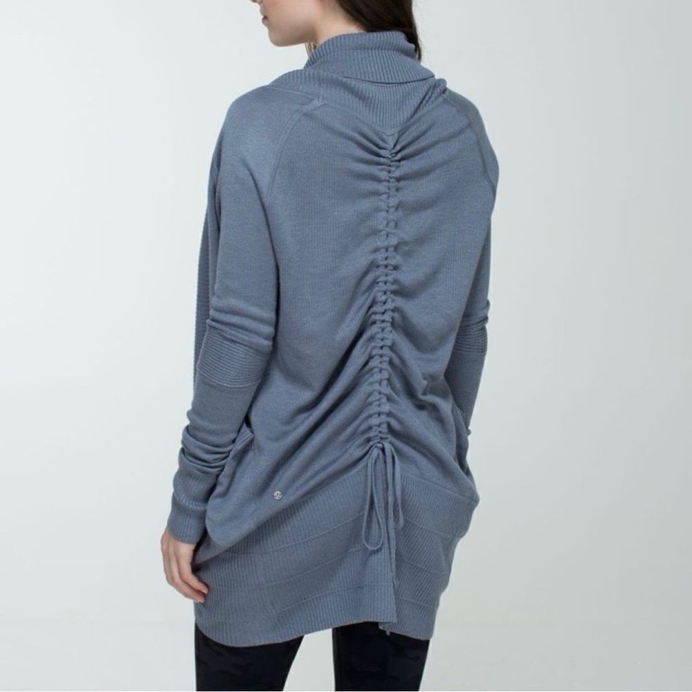 Lululemon Transformation Wrap
